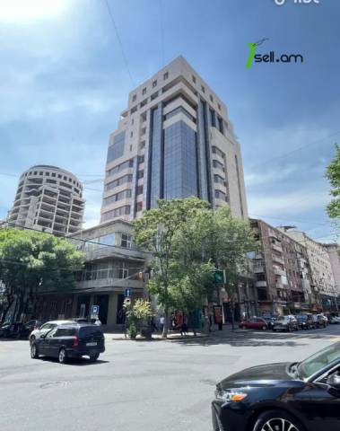 3 սենյականոց բնակարան նորակառույց շենքում Աբովյան փողոցում, 140 քմ, 4/14 հարկ, 2 սանհանգույց