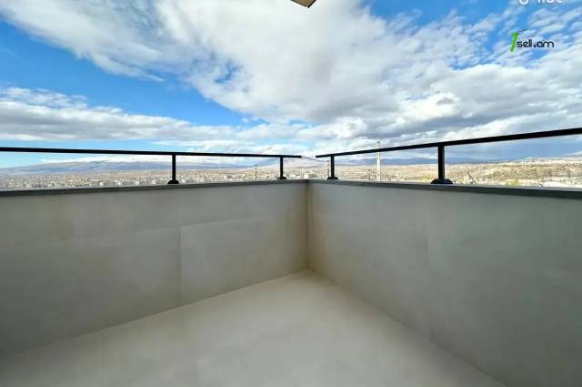 3 սենյականոց բնակարան նորակառույց շենքում Արղության փողոցում, 80 ք.մ., 2 սանհանգույց