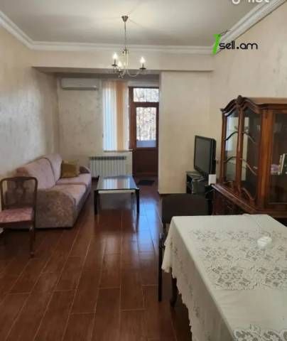 3 սենյականոց բնակարան նորակառույց շենքում Լեռ Կամսարի փողոցում, 113 ք.մ., բարձր առաստաղներ