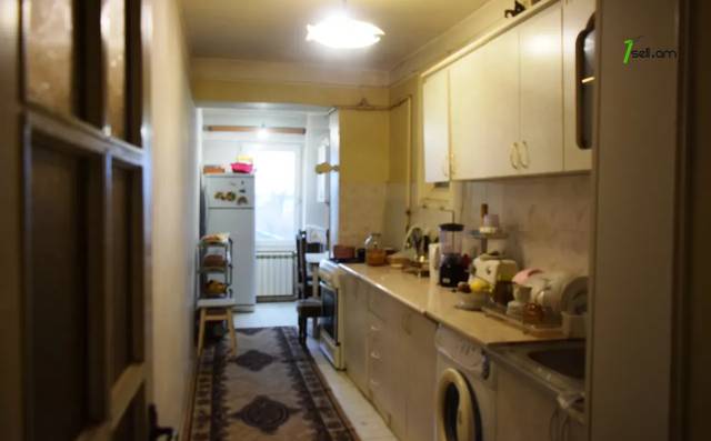 3 սենյականոց բնակարան Ղանդիլյանի փողոցում, 72 ք.մ., եվրովերանորոգված