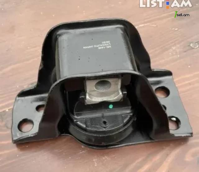 Nissan Micra, Note Պադուշկա Մատոռի դիմացի աջ, Շարժիչի Բարձիկ