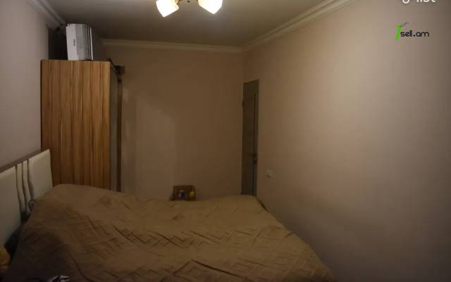 4 սենյականոց բնակարան Մոլդովական փողոցում, 65 քմ, մասնակի վերանորոգում, քարե շենք