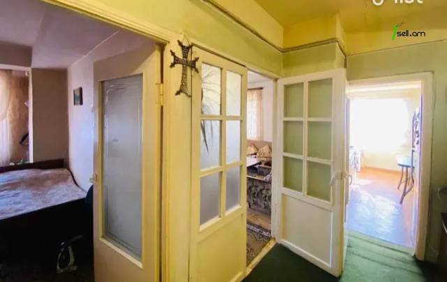 3 սենյականոց բնակարան Արցախի պողոտայում, 86 ք.մ., 9/14 հարկ, մի քանի պատշգամբ