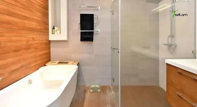 3 սենյականոց բնակարան նորակառույց շենքում Կոմիտասի պողոտայում, 106 ք.մ., նախավերջին հարկ