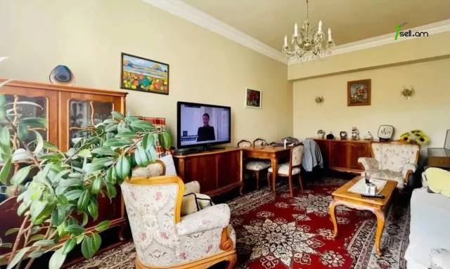 3 սենյականոց բնակարան Կիևյան փողոցում, 105 ք.մ., 3/5 հարկ, 2 սանհանգույց, բարձր առաստաղներ