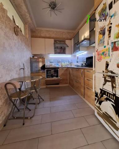 2 սենյականոց բնակարան Տիգրան Մեծի պողոտայում, 77 ք.մ., կապիտալ վերանորոգված