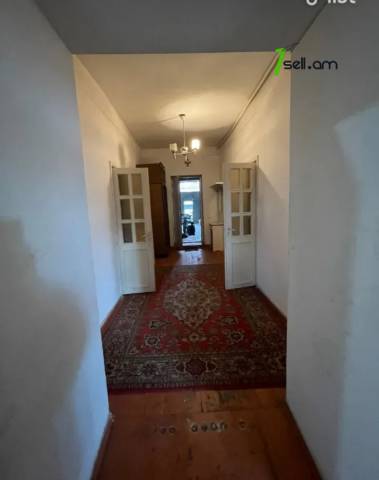 Մեկ հարկանի քարե տուն Նոր Արեշի 36-րդ փողոցում Էրեբունիում, 130 ք.մ.