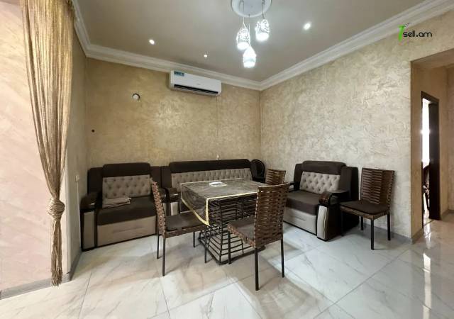 Երկու հարկանի քարե տուն Նոր Արեշի 22-րդ փողոցում Էրեբունիում, 140 քմ, 2 սանհանգույց