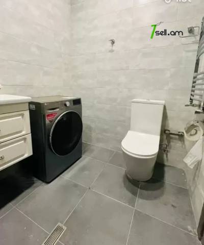 2 սենյականոց բնակարան նորակառույց շենքում Արամ Խաչատրյան փողոցում, 62 քմ, 5/15 հարկ