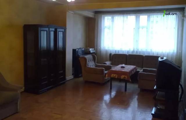 3 սենյականոց բնակարան Վահրամ Փափազյան փողոցում, 90 ք.մ., 11/16 հարկ
