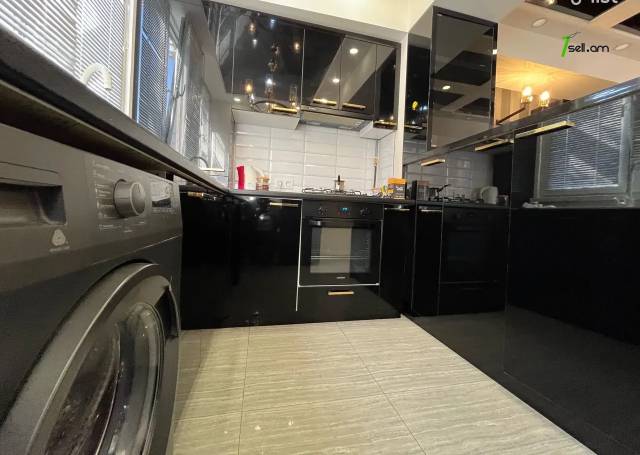 3 սենյականոց բնակարան Հյուսիսային պողոտայում, 80 ք.մ., 4/11 հարկ, բարձր առաստաղներ