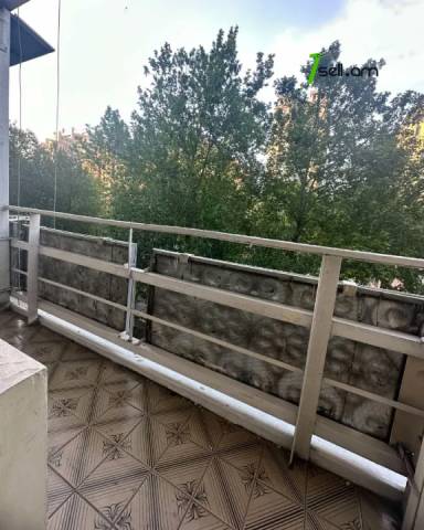 2 սենյականոց բնակարան Փավստոս Բուզանդի փողոցում, 70 ք.մ., բարձր առաստաղներ, 6/9 հարկ