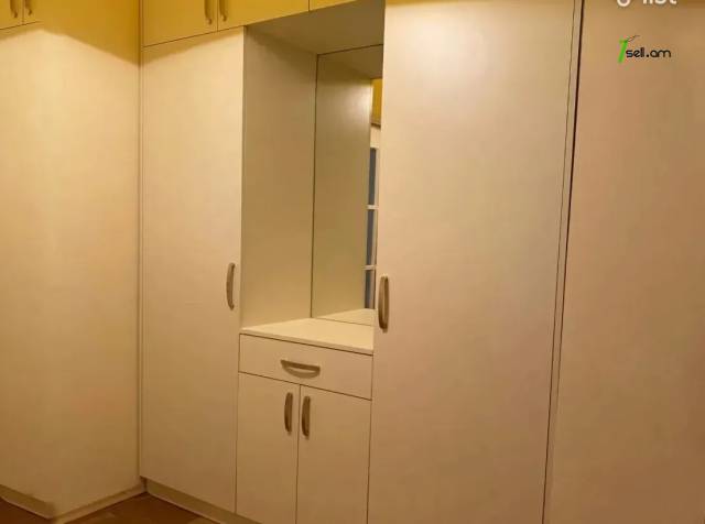 4 սենյականոց բնակարան, Դավթաշեն 1-ին թաղամաս, 97 քմ, 3/9 հարկ, մի քանի պատշգամբ