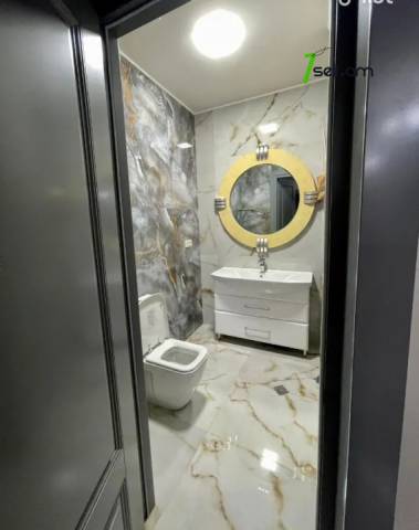 4 սենյականոց բնակարան նորակառույց շենքում Անտառային փողոցում, 154 ք.մ., 2 սանհանգույց