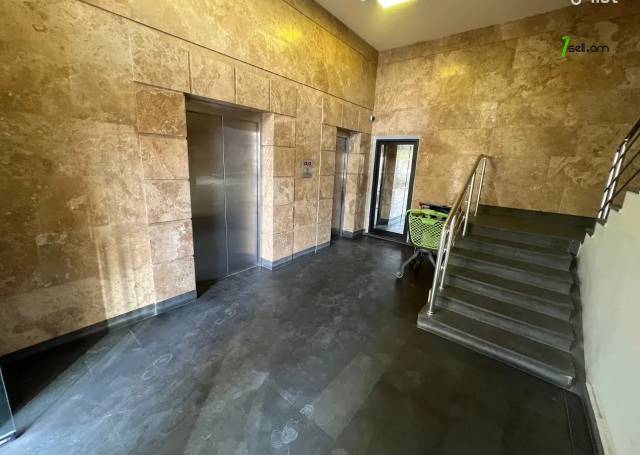 3 սենյականոց բնակարան նորակառույց շենքում Փավստոս Բուզանդի փողոցում, 107 քմ, 11/15 հարկ