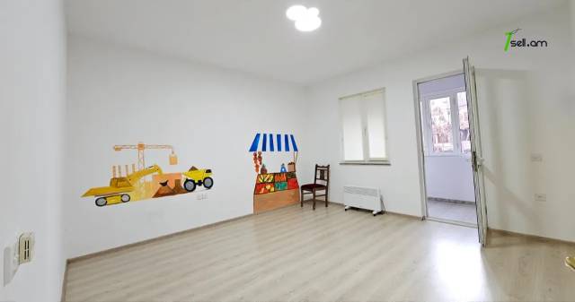 Բազմաֆունկցիոնալ գույք Սայաթ-Նովայի պողոտայում կենտրոնում, 260 քմ