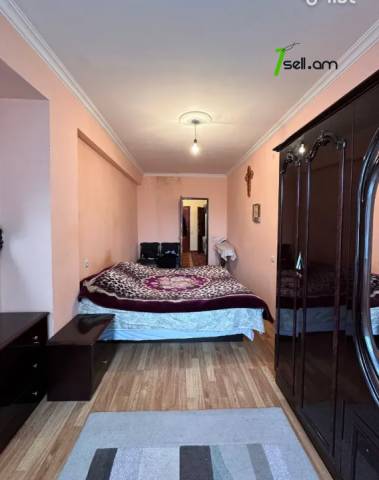 3 սենյականոց բնակարան, Թբիլիսյան խճուղի, 55 քմ, 3/16 հարկ, եվրովերանորոգված