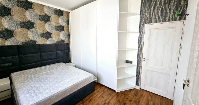 Մեկ հարկանի քարե տուն Սամվել Գևորգյան փողոցում Դավիթաշենում, 505 ք.մ., 3+ սանհանգույց