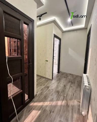 4 սենյականոց բնակարան Մոլդովական փողոցում, 100 ք.մ., 2/5 հարկ, կապիտալ վերանորոգված, քարե շենք