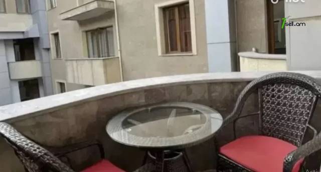 Ընդարձակ 3 սենյականոց բնակարան նորակառույց շենքում Հյուսիսային պողոտայում, 155 ք.մ., 2 սանհանգույց