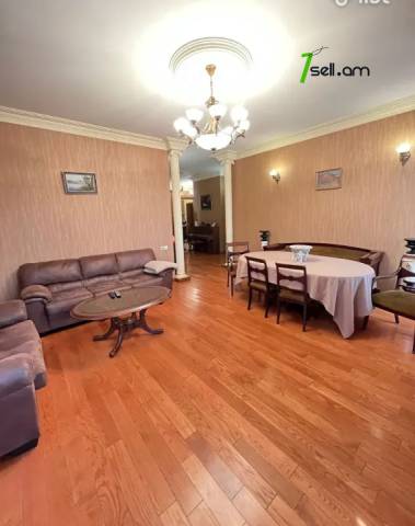 3 սենյականոց բնակարան նորակառույց շենքում Անտառային փողոցում, 116 ք.մ., բարձր առաստաղներ, 1/5 հարկ