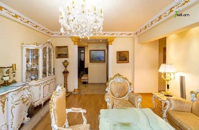 4 սենյականոց բնակարան Մոսկովյան փողոցում, 150 ք.մ., 2 սանհանգույց, 2/8 հարկ, եվրովերանորոգված