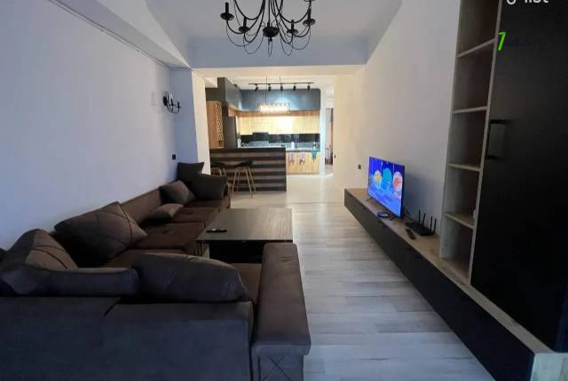 2 սենյականոց բնակարան նորակառույց շենքում Արամ Խաչատրյան փողոցում, 74 ք.մ., 3/16 հարկ