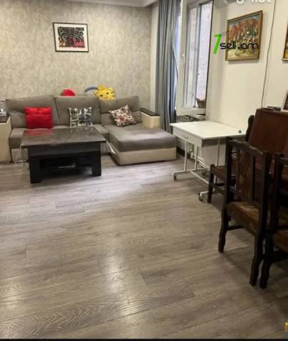 3 սենյականոց բնակարան Գուսան Շերամ փողոցում, 65 քմ, 2/9 հարկ, կապիտալ վերանորոգված