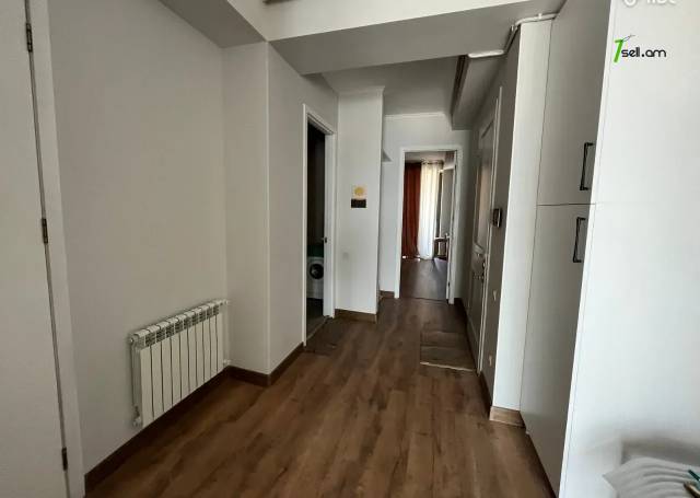 3 սենյականոց բնակարան նորակառույց շենքում Ռուբեն Սևակի փողոցում, 84 ք.մ., 5/7 հարկ, 2 սանհանգույց