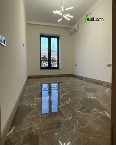 2 սենյականոց բնակարան Տիգրան Մեծի պողոտայում, 53 ք.մ., դիզայներական ոճով վերանորոգված, քարե շենք