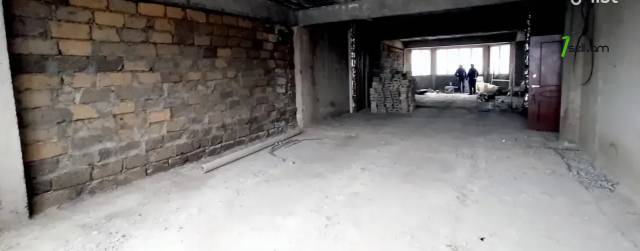 5 սենյականոց բնակարան նորակառույց շենքում Ալեք Մանուկյանի փողոցում, 165 քմ, նախավերջին հարկ