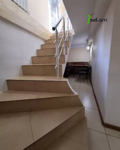 4 սենյականոց բնակարան Բաշինջաղյան փողոցում, 58 քմ, 1/9 հարկ, 2 սանհանգույց, կապիտալ վերանորոգված