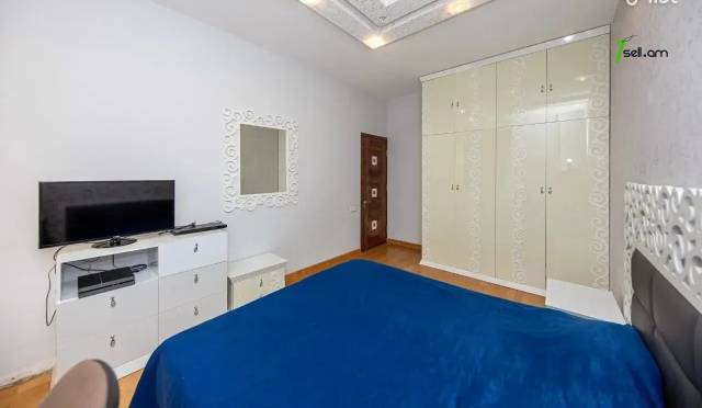 4 սենյականոց բնակարան նորակառույց շենքում Երվանդ Քոչարի փողոցում, 98 ք.մ., 2 սանհանգույց