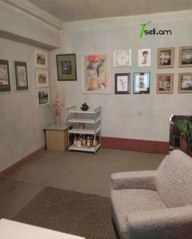 1 սենյականոց բնակարան Մոսկովյան փողոցում, 40 ք.մ., 5/9 հարկ