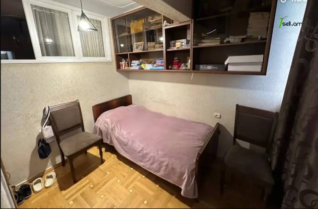 4 սենյականոց բնակարան Ռուբինյանց փողոցում, 100 ք.մ., 8/14 հարկ, 2 սանհանգույց, մասնակի վերանորոգում