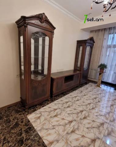 3 սենյականոց բնակարան նորակառույց շենքում Մարշալ Խուդյակովի փողոցում, 86 ք.մ., 2/5 հարկ