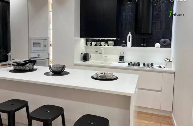 2 սենյականոց բնակարան նորակառույց շենքում Բաղյան փողոցում, 64 ք.մ., 5/8 հարկ, բարձր առաստաղներ