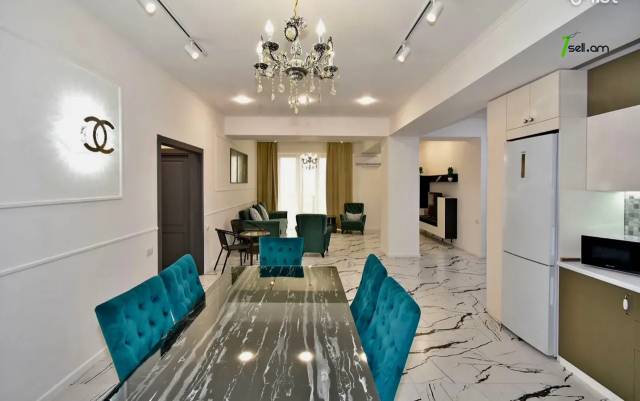 4 սենյականոց բնակարան նորակառույց շենքում, Paronyan St, 135 ք.մ., նախավերջին հարկ, 2 սանհանգույց