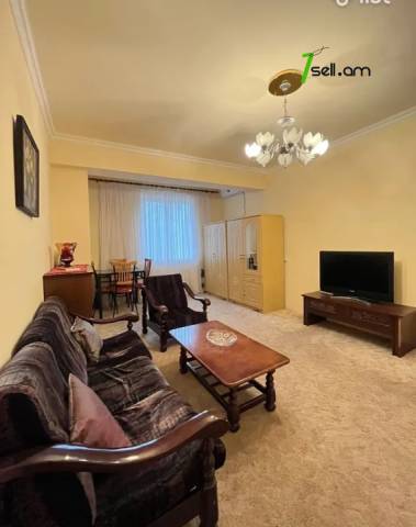 2 սենյականոց բնակարան Նոր Արեշի 22-րդ փողոցում, 50 քմ, 2/5 հարկ, կապիտալ վերանորոգված, քարե շենք