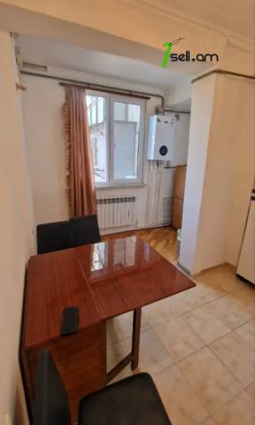 2 սենյականոց բնակարան, 1 թաղամաս, 56 քմ, 3/5 հարկ, կոսմետիկ վերանորոգում