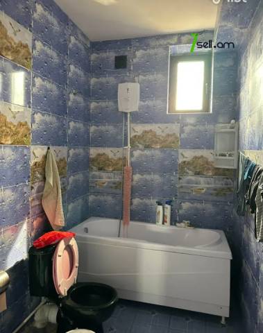 Մեկ հարկանի քարե տուն Գարեգին Նժդեհի փողոցում Քասախում, 90 ք.մ., կապիտալ վերանորոգված