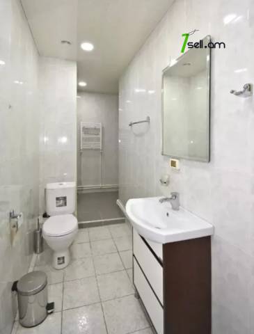 Ընդարձակ 4 սենյականոց բնակարան նորակառույց շենքում Ալեք Մանուկյանի փողոցում, 210 քմ, 2/10 հարկ