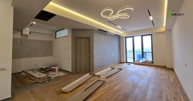 2 սենյականոց բնակարան նորակառույց շենքում Պարոնյան փողոցում, 76 քմ, 10/16 հարկ, բարձր առաստաղներ