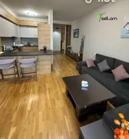 2 սենյականոց բնակարան նորակառույց շենքում Պարույր Սևակի փողոցում, 73 ք.մ., բարձր առաստաղներ