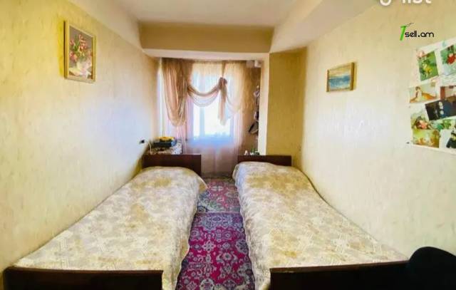 3 սենյականոց բնակարան Արցախի պողոտայում, 86 ք.մ., 9/14 հարկ, մի քանի պատշգամբ