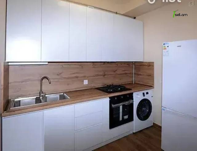 2 սենյականոց բնակարան նորակառույց շենքում Պարույր Սևակի փողոցում, 70 ք.մ., 9/14 հարկ