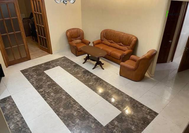 4 սենյականոց բնակարան նորակառույց շենքում, Zaqyan Street, 180 քմ, 3+ սանհանգույց, մի քանի պատշգամբ