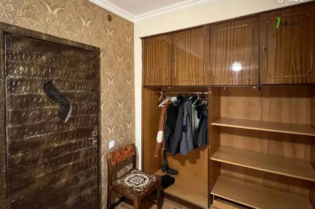 3 սենյականոց բնակարան Հրաչյա Քոչարի փողոցում, 68 ք.մ., 2/5 հարկ, դիզայներական ոճով վերանորոգված