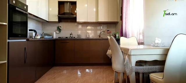 Երկու հարկանի քարե տուն Օհանովի փողոցում Մալաթիա Սեբաստիայում, 200 ք.մ., 2 սանհանգույց