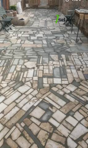 Երկու հարկանի քարե տուն Պետրոս Դուրյանի 4-րդ փողոցում Առինջում, 254 քմ, 2 սանհանգույց